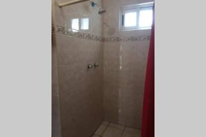 Un baño de Aloja 16 fotos más