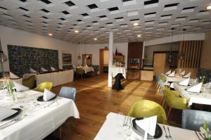 Posezení v ubytování Hotel Goldener Löwe