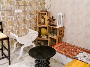 Aura B&B - The Haveli Homestay的休息区