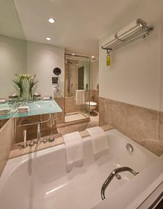 Fotografie z fotogalerie ubytování Hotel Royal Orchid Bangalore v destinaci Bengalúr