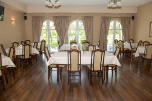 Restauracja lub miejsce do jedzenia w obiekcie Hotel Vis a Vis Łańcut