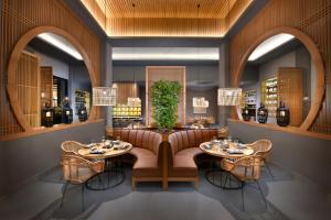 A seating area at Steigenberger Resort Ras Soma
