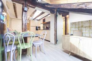 Zdjęcie z galerii obiektu Apartamento lujo fuencarral chueca w Madrycie +28 zdjęć