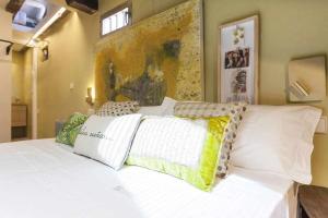 Zdjęcie z galerii obiektu Apartamento lujo fuencarral chueca w Madrycie
