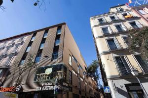Zdjęcie z galerii obiektu Apartamento lujo fuencarral chueca w Madrycie