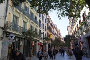Zdjęcie z galerii obiektu Apartamento lujo fuencarral chueca w Madrycie
