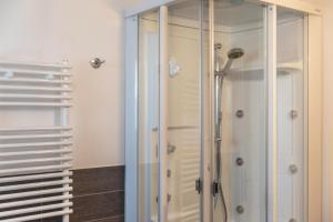 A bathroom at Ice Chalet 3 Elements
