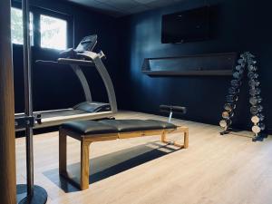Fitness centrum a/nebo fitness zařízení v ubytování Hôtel 16 | 150 Montagne & Spa Nuxe