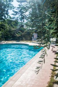 The swimming pool at or close to Case Vacanza Podere Risoino Még 11 kép