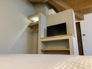 Μια τηλεόραση ή/και κέντρο ψυχαγωγίας στο Casetta Randi 26