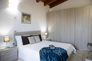 Postel nebo postele na pokoji v ubytování Irilor Luxury B&B