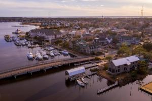 Gallery image of The Tranquil House Inn in Manteo
