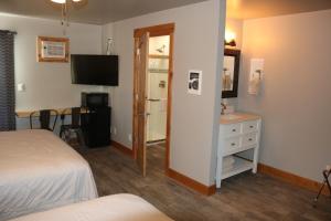 Gallery image of Columbine Inn in Estes Park