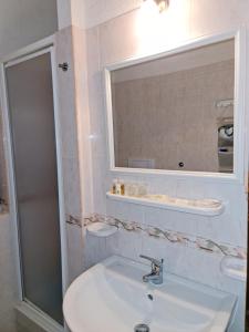 Ένα μπάνιο στο Da Michele. +30 φωτογραφίες