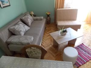 Posedenie v ubytovaní Studio apartment in Vir (4776-3)