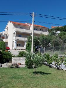 Fotografie z fotogalerie ubytování (4894-1) Apartment in Supetarska Draga with sea view, balcony, air conditioning, WiFi v destinaci Supetarska Draga