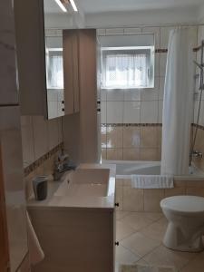 Fotografie z fotogalerie ubytování (4894-1) Apartment in Supetarska Draga with sea view, balcony, air conditioning, WiFi v destinaci Supetarska Draga