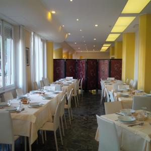 Restaurace v ubytování Hotel Robinia