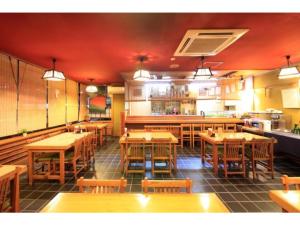 Restavracija oz. druge možnosti za prehrano v nastanitvi Fujinomiya Green Hotel - Vacation STAY 19011v