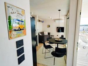 TV/Unterhaltungsangebot in der Unterkunft Camp Buqez 45 - Villa Artica