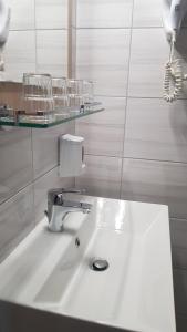 Łazienka w obiekcie Hotel Rózsa Csárda