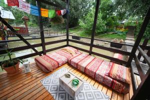 Balkon oz. terasa v nastanitvi Sagando - Floating house on Sava river