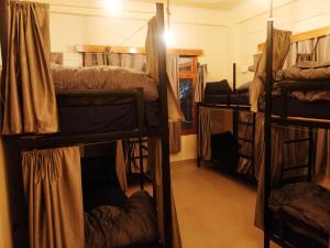 PerkUp Hostel客房内的一张或多张床位