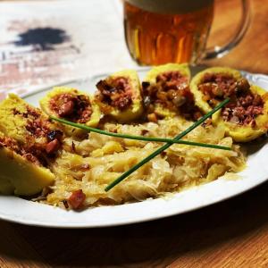 Jedzenie w hotelu lub w pobliżu
