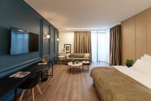 Gallery image of VOTRE hotel in Jounieh