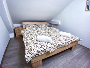 Postel nebo postele na pokoji v ubytování Kiko apartmani