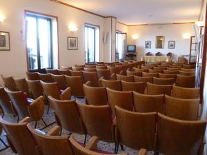 The business area and/or conference room at Ancelle Sorrento - Casa d'Accoglienza