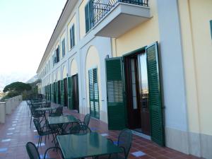 A balcony or terrace at Ancelle Sorrento - Casa d'Accoglienza