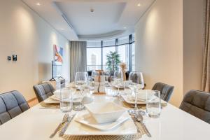 Posezení v ubytování RH- A Stylish Home Away from Home, Spacious 02 BR near Dubai Mall