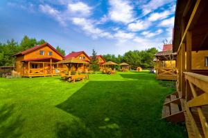 Κήπος έξω από το Kompleks Wypoczynkowy Bryza II