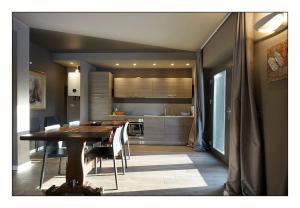 A kitchen or kitchenette at Il Rifugio del Risol