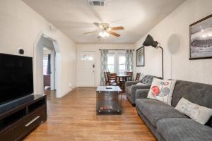 Gallery image of The Harby House - Close to U of H, Downtown, Stadiums, Med Center in Houston