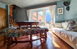 Sornico的住宿－拉德貢達度假屋，相簿中的一張相片