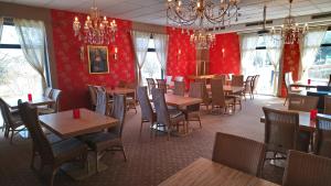 Ein Sitzbereich in der Unterkunft ParkHotel Nieheim