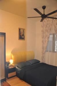 Postel nebo postele na pokoji v ubytování AmySity Homestay Gandaria Modern Lifestyle walking distance to Hub Shopping Centre at Sek 9 Bangi Sentral With Netflix
