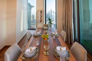Gallery image of FIRST CLASS 2BR with full BURJ KHALIFA and FOUNTAIN VIEW in Dubai