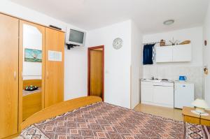 Kuchyň nebo kuchyňský kout v ubytování Apartments Rašica Molunat