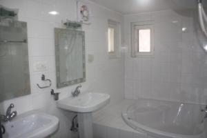 Bagno di Snow Leopard Lodge