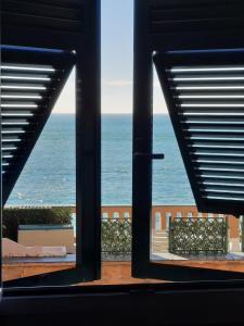 Γενική θέα στη θάλασσα ή θέα στη θάλασσα από  αυτό το διαμέρισμα