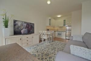 Η κουζίνα ή μικρή κουζίνα στο Apartament GABI