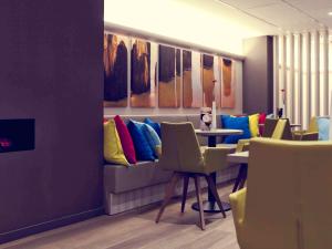Телевизор и/или развлекательный центр в Mercure Oostende