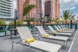 Photo de la galerie de l'établissement Cambria Hotel Fort Lauderdale Beach, à Fort Lauderdale
