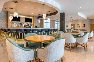 Gallery image of Cambria Hotel Fort Lauderdale Beach in Fort Lauderdale