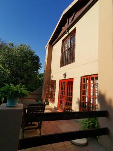 Gallery image of Paulshof Sandton Apartments - Hluhluwe Road Complex in Johannesburg