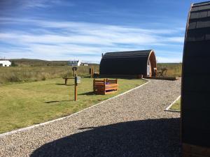 Gallery image of kilcamb camping Pods in Edinbane
