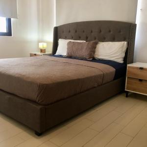 Cama ou camas em um quarto em Gambia Seafront Central